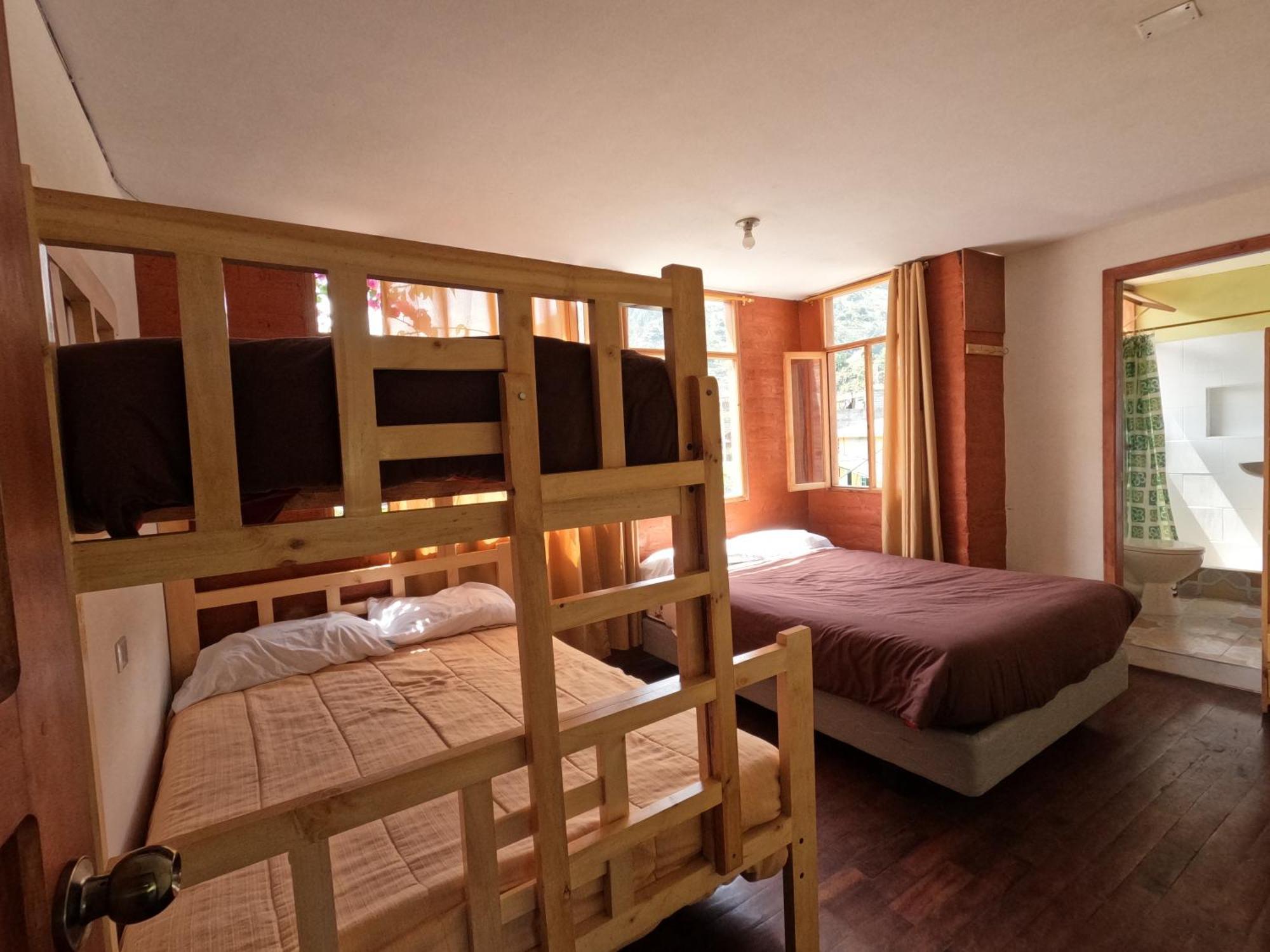 באניוס Backpackers-Balcones-River-Lodge מראה חיצוני תמונה