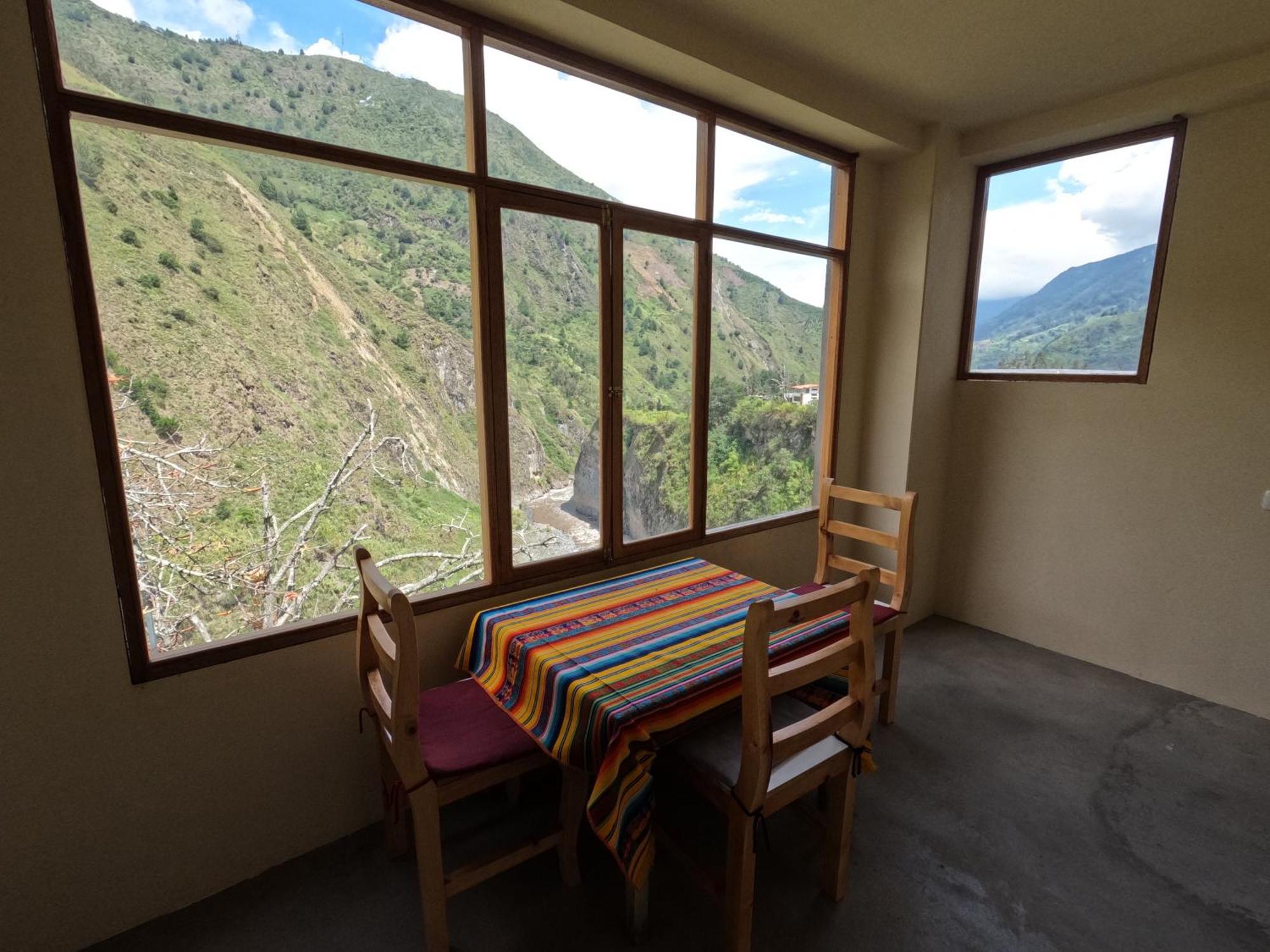 באניוס Backpackers-Balcones-River-Lodge מראה חיצוני תמונה