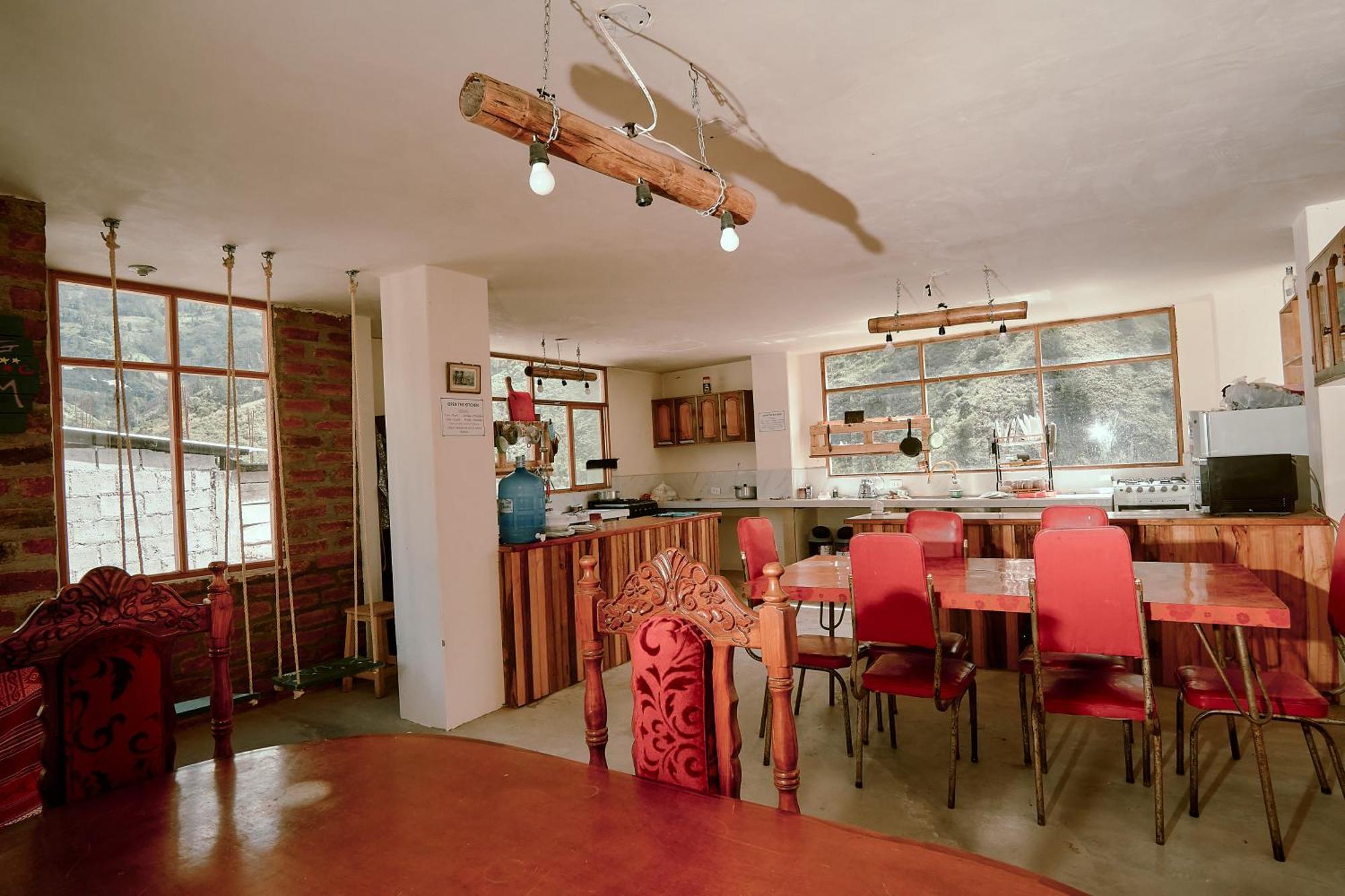 באניוס Backpackers-Balcones-River-Lodge מראה חיצוני תמונה