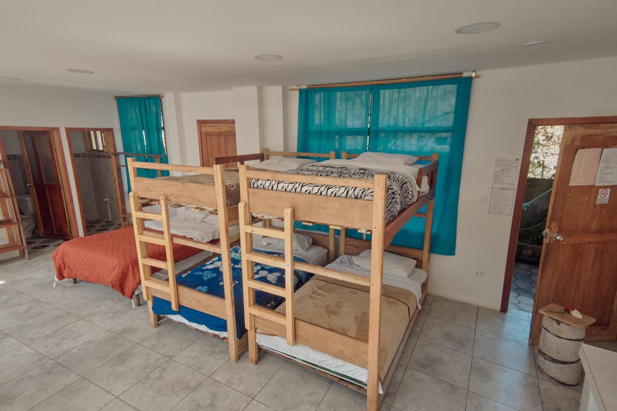 באניוס Backpackers-Balcones-River-Lodge מראה חיצוני תמונה